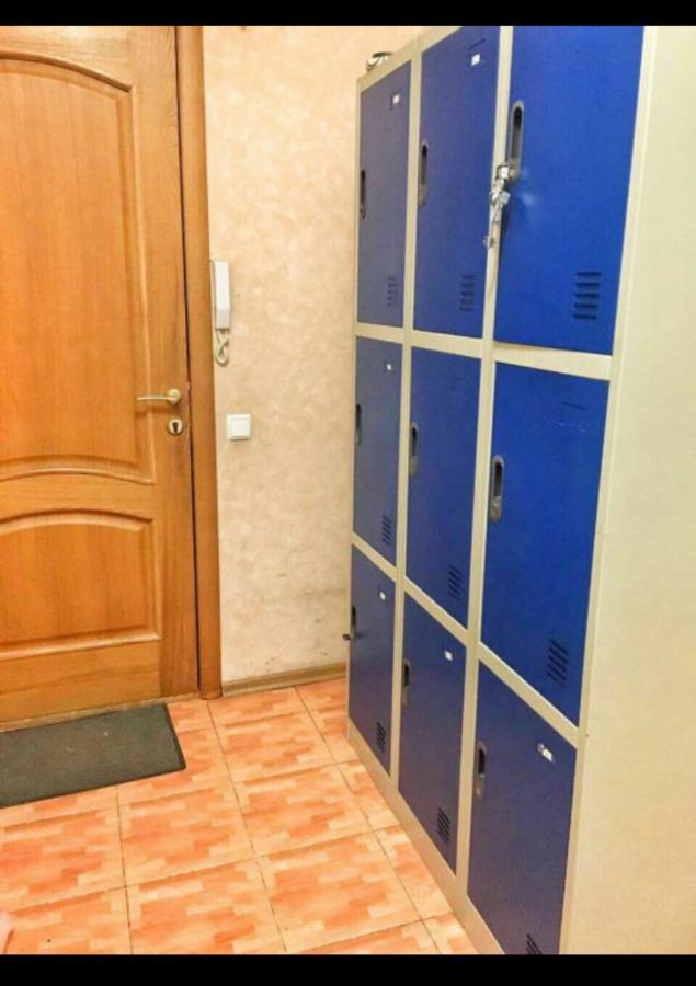 Хостел На Левом Берегу 阿斯坦纳 外观 照片